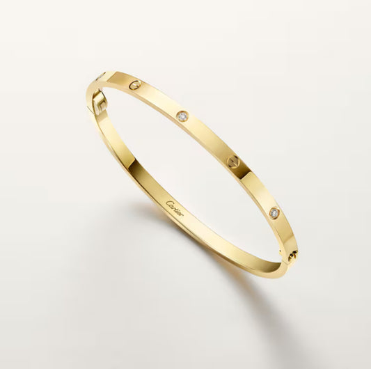 CARTI CLASSIC LOVE BRACELET WITH DIAMOND